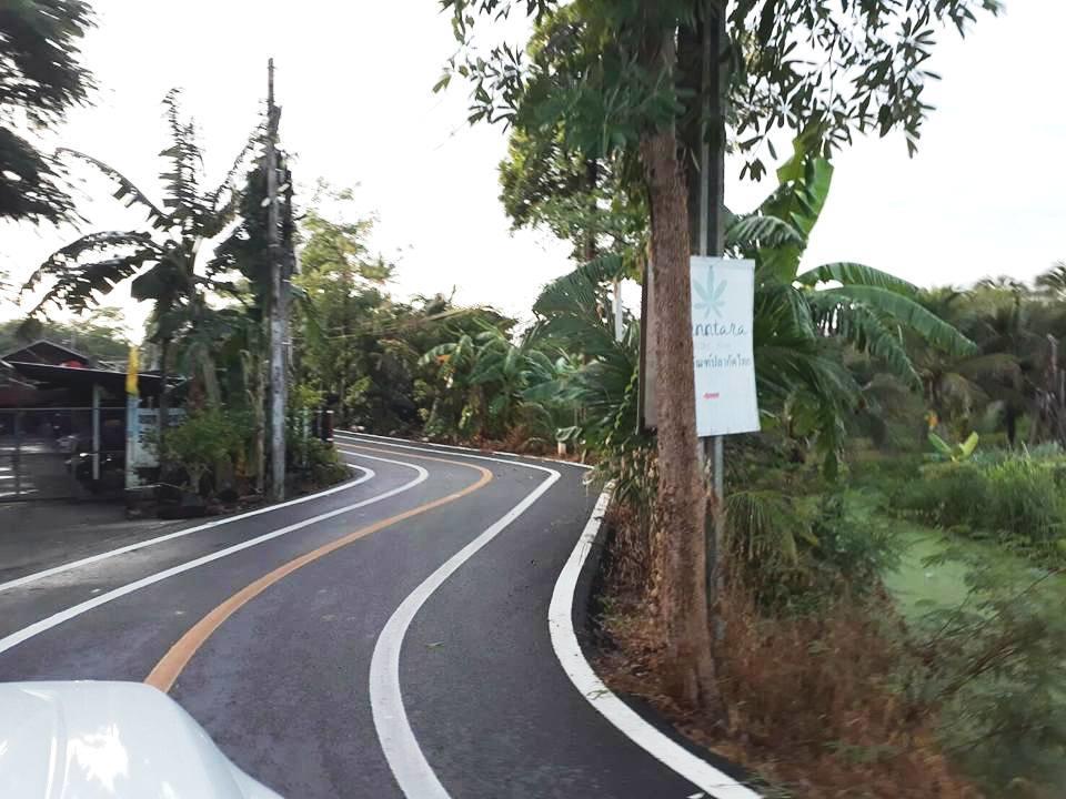 Готель Baan Glangsuan Bang Kobua Bang Chak Екстер'єр фото